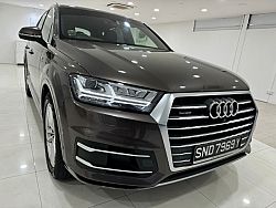 Audi Q7 3.0 TFSI QUATTRO 4WD 2015 Brown Rear Entertainment